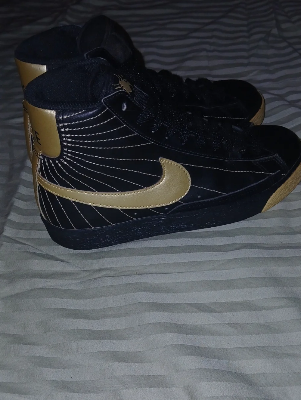 Nike Womens Blazer High Black and Gold Sunray Hi Top Sneakers Sz: 6.5